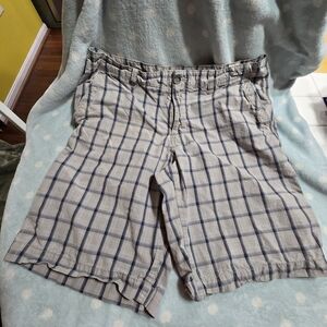 Old Navy Men's Blue Plaid Cargo Shorts